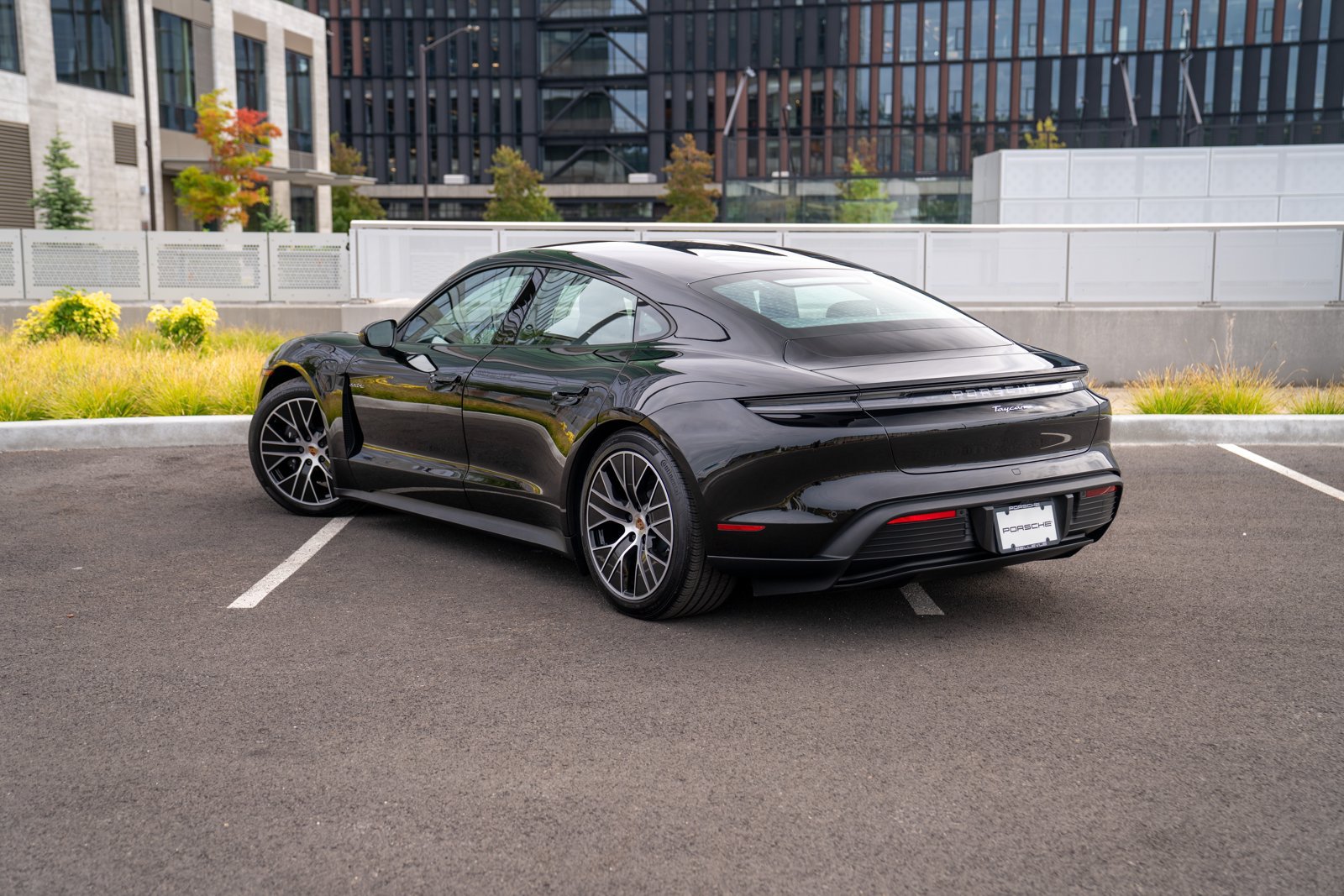 Certified 2025 Porsche Taycan RWD image 3