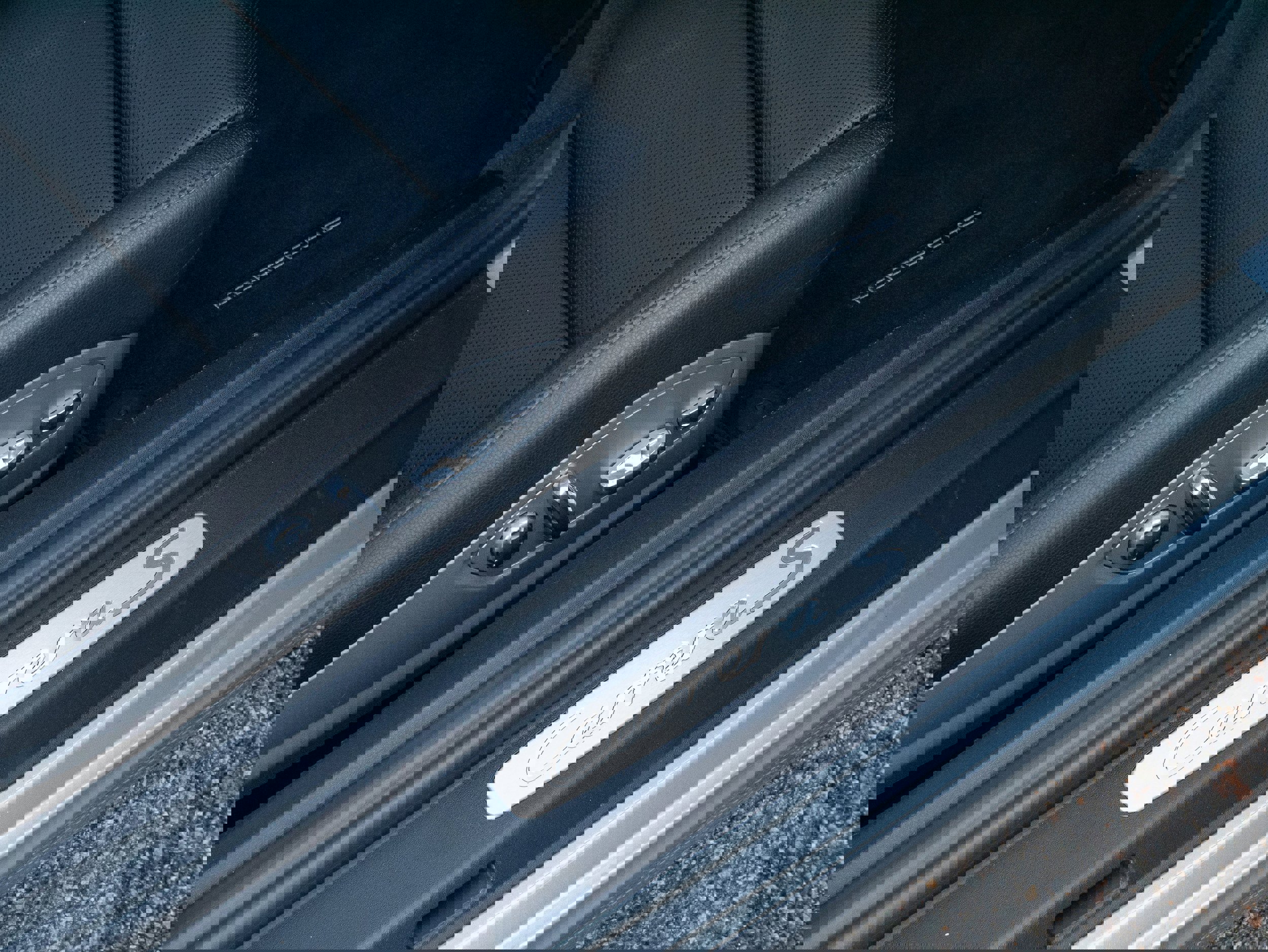 Used 2015 Porsche 911 Carrera S image 33