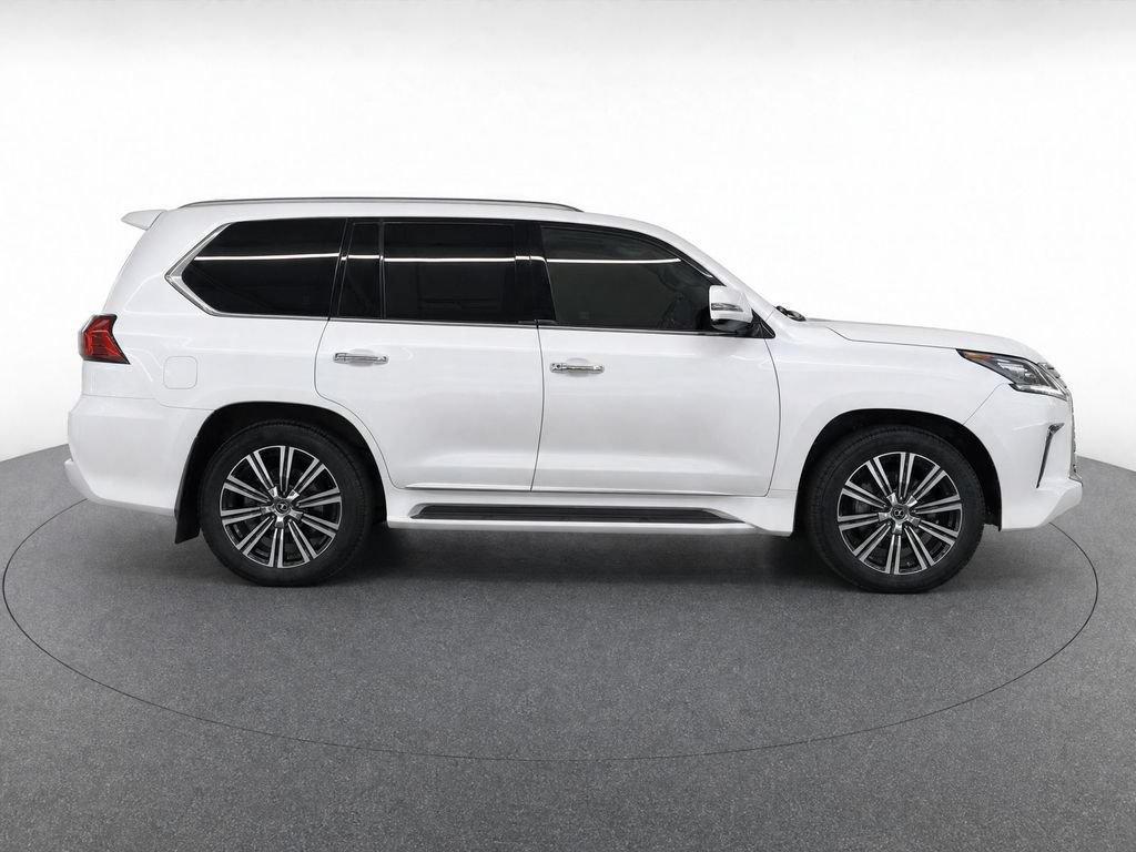 Used 2021 Lexus LX 570 4WD w/ Luxury Package image 2
