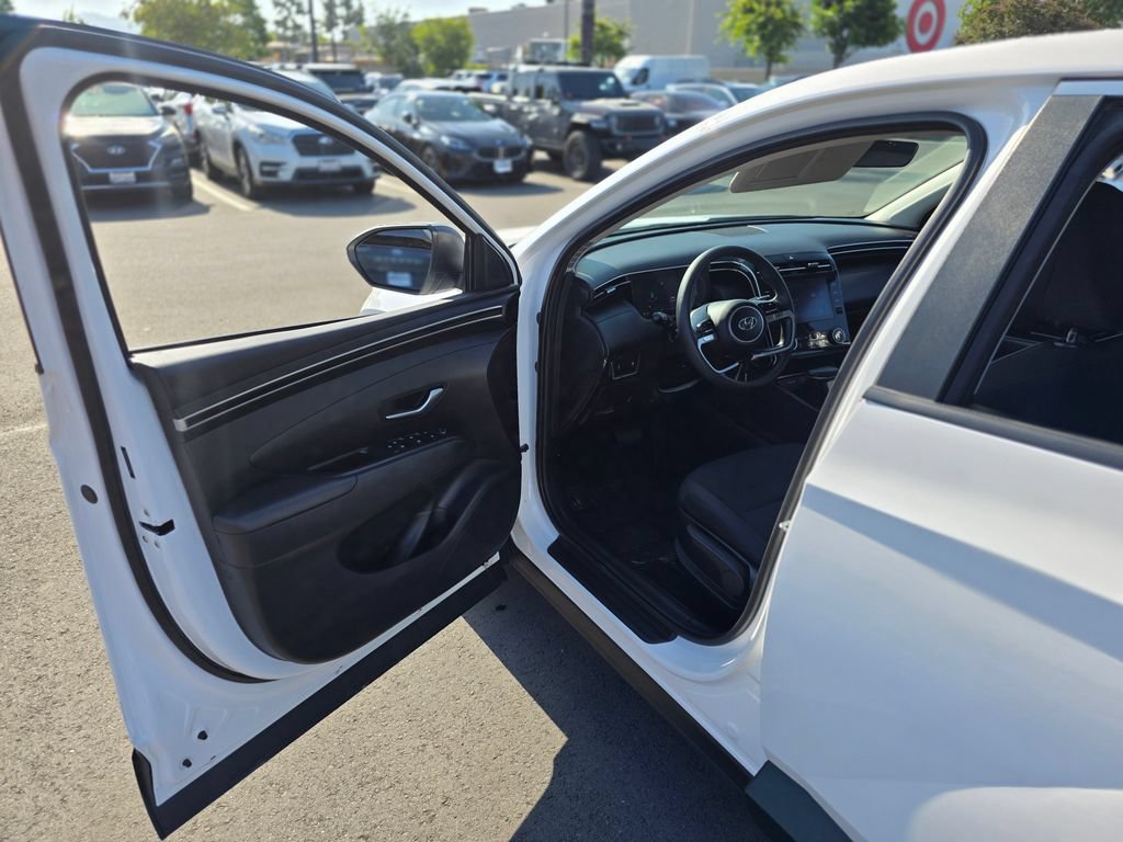 Used 2024 Hyundai Tucson SE FWD image 35