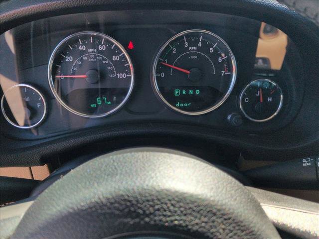 Used 2018 Jeep Wrangler Unlimited Sahara image 11