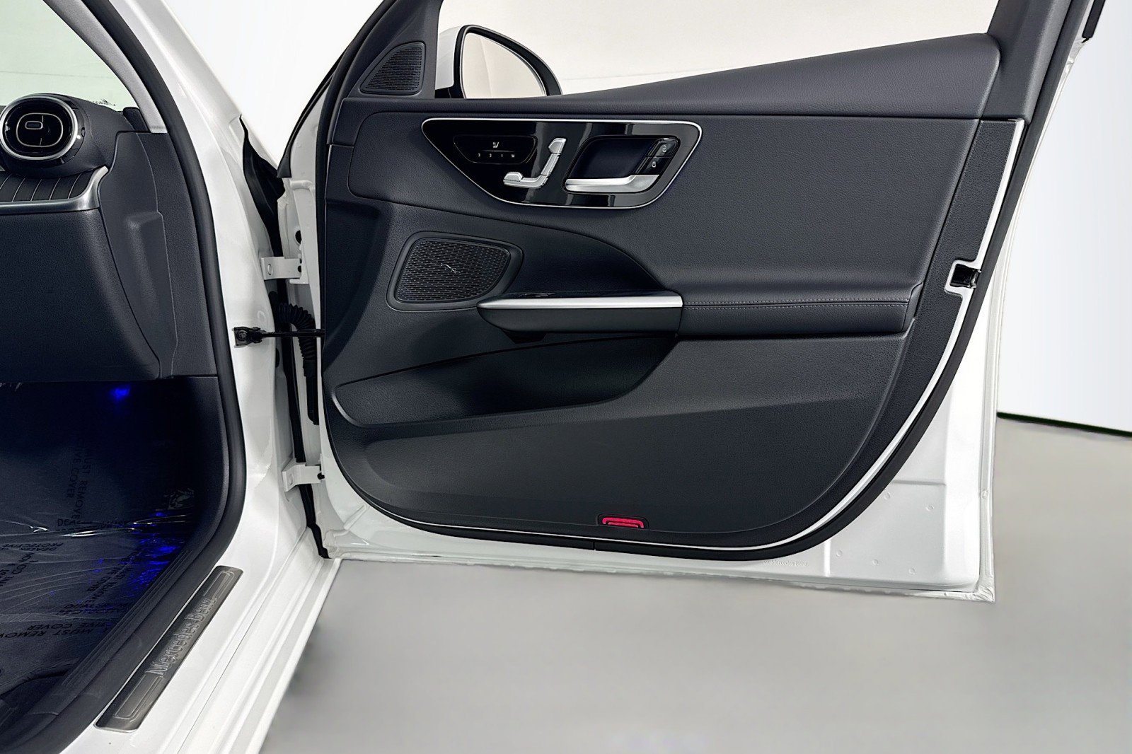 Certified 2023 Mercedes-Benz C 300 Sedan image 24