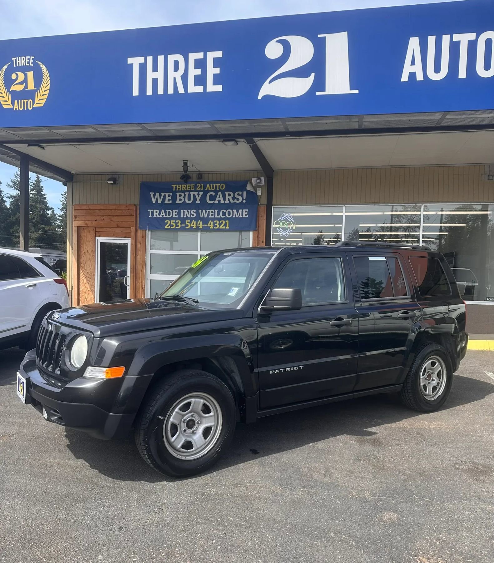 Used 2012 Jeep Patriot Sport FWD image 2