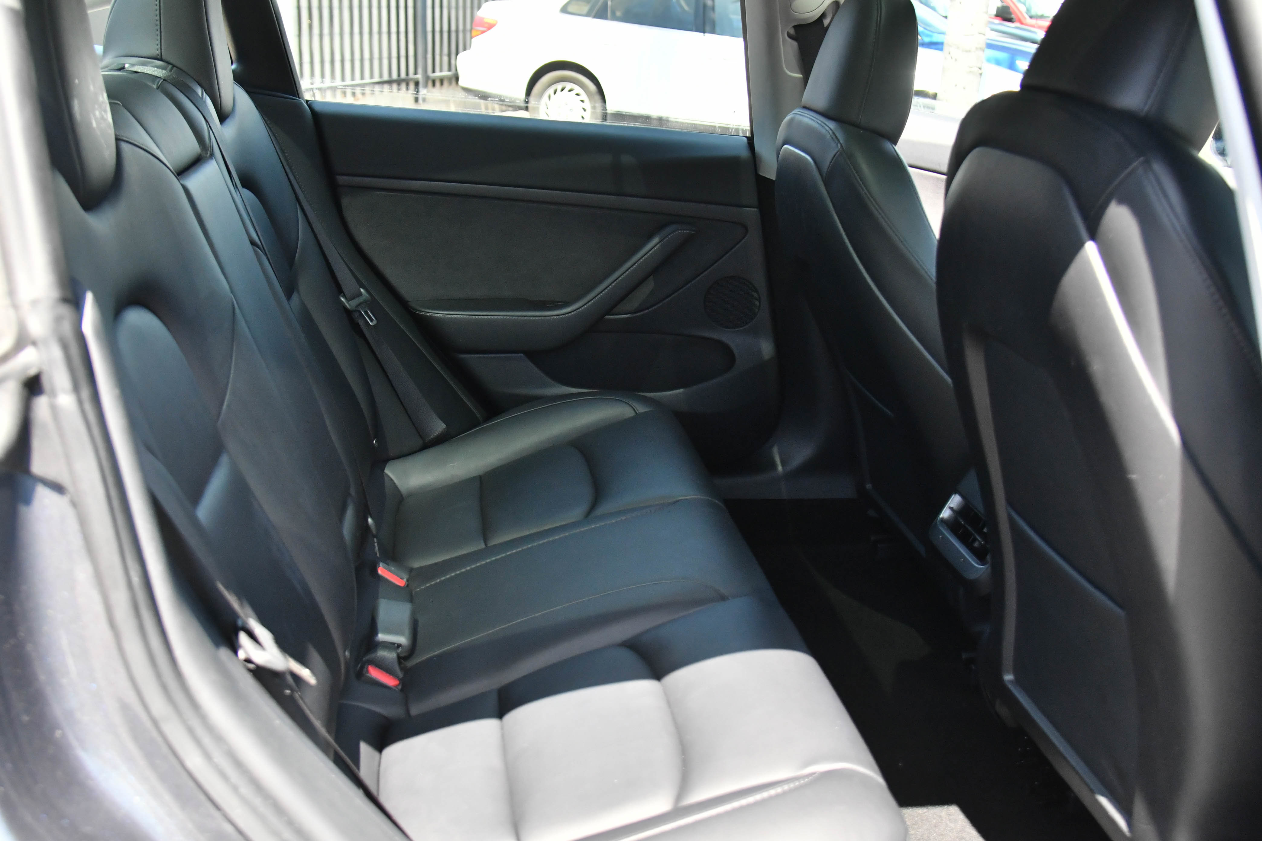 Used 2023 Tesla Model 3 Standard Range RWD image 40