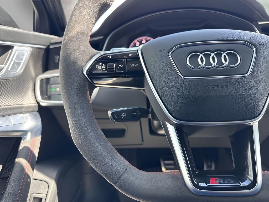 Used 2024 Audi RS 6 performance image 17