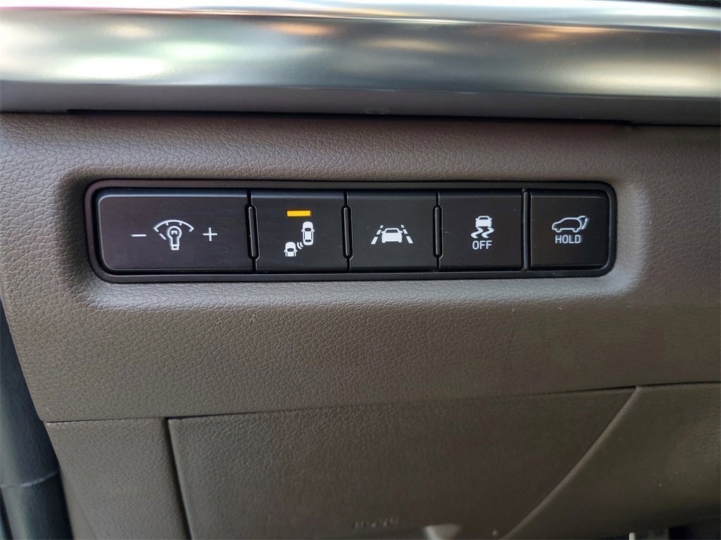 Used 2022 Kia Telluride SX w/ Towing Package image 11