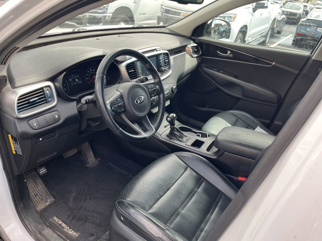 Used 2017 Kia Sorento LX w/ LX Convenience Package AWD/4WD image 23