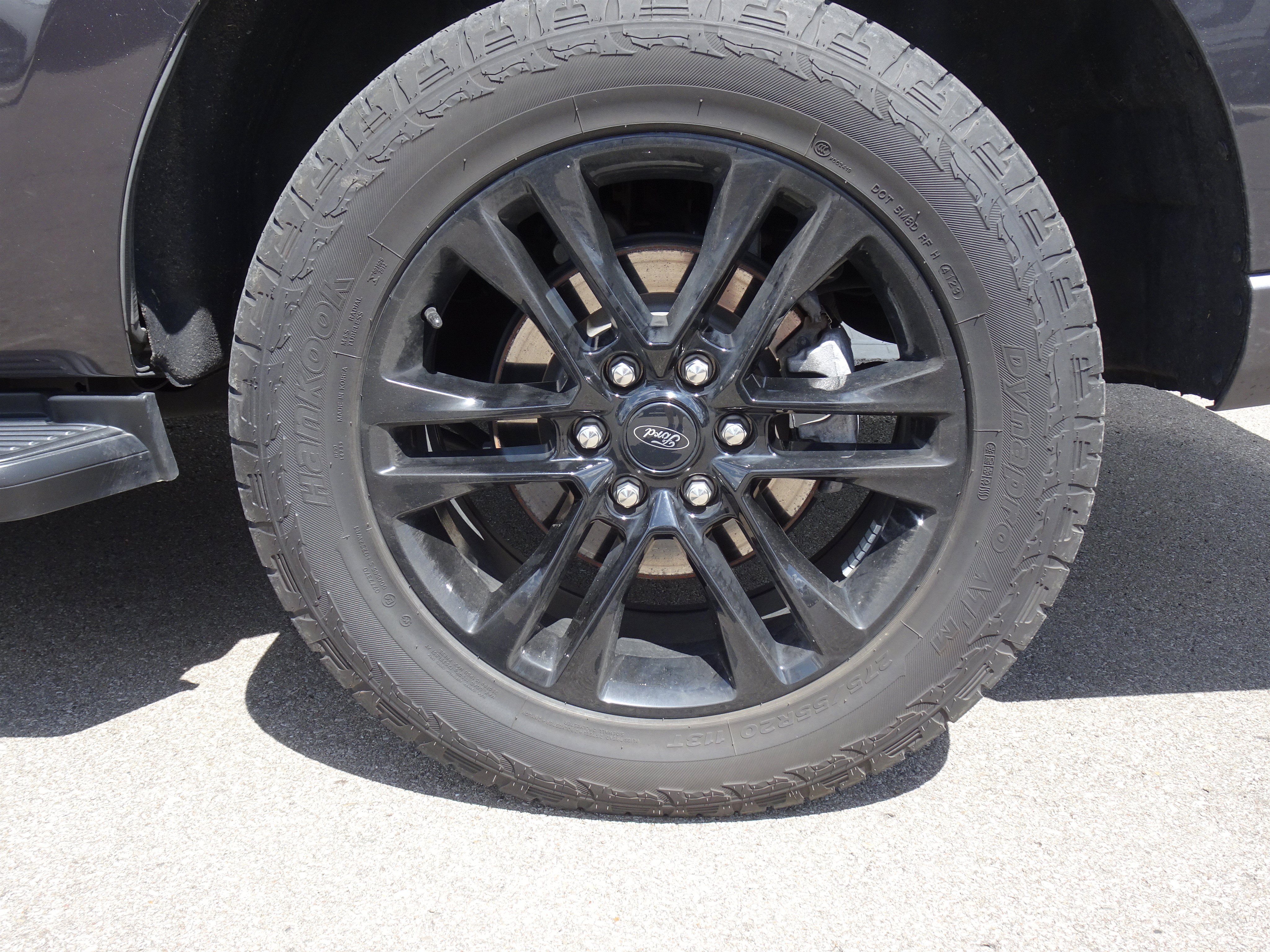 Used 2024 Ford Expedition Max XLT AWD/4WD image 4