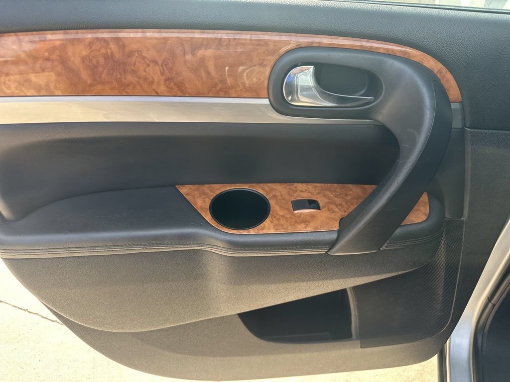 Used 2012 Buick Enclave Leather AWD/4WD image 23