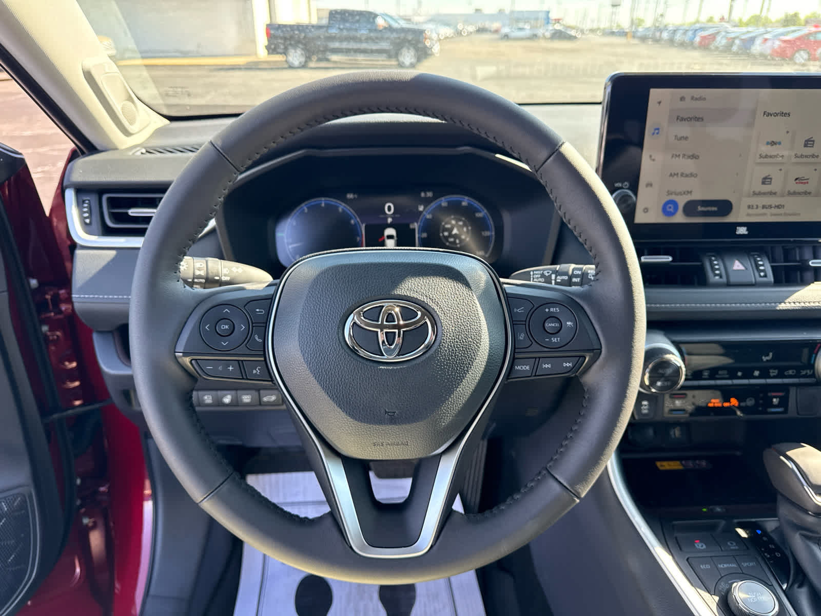 Used 2025 Toyota RAV4 Limited w/ Advanced Technology Package AWD/4WD image 15