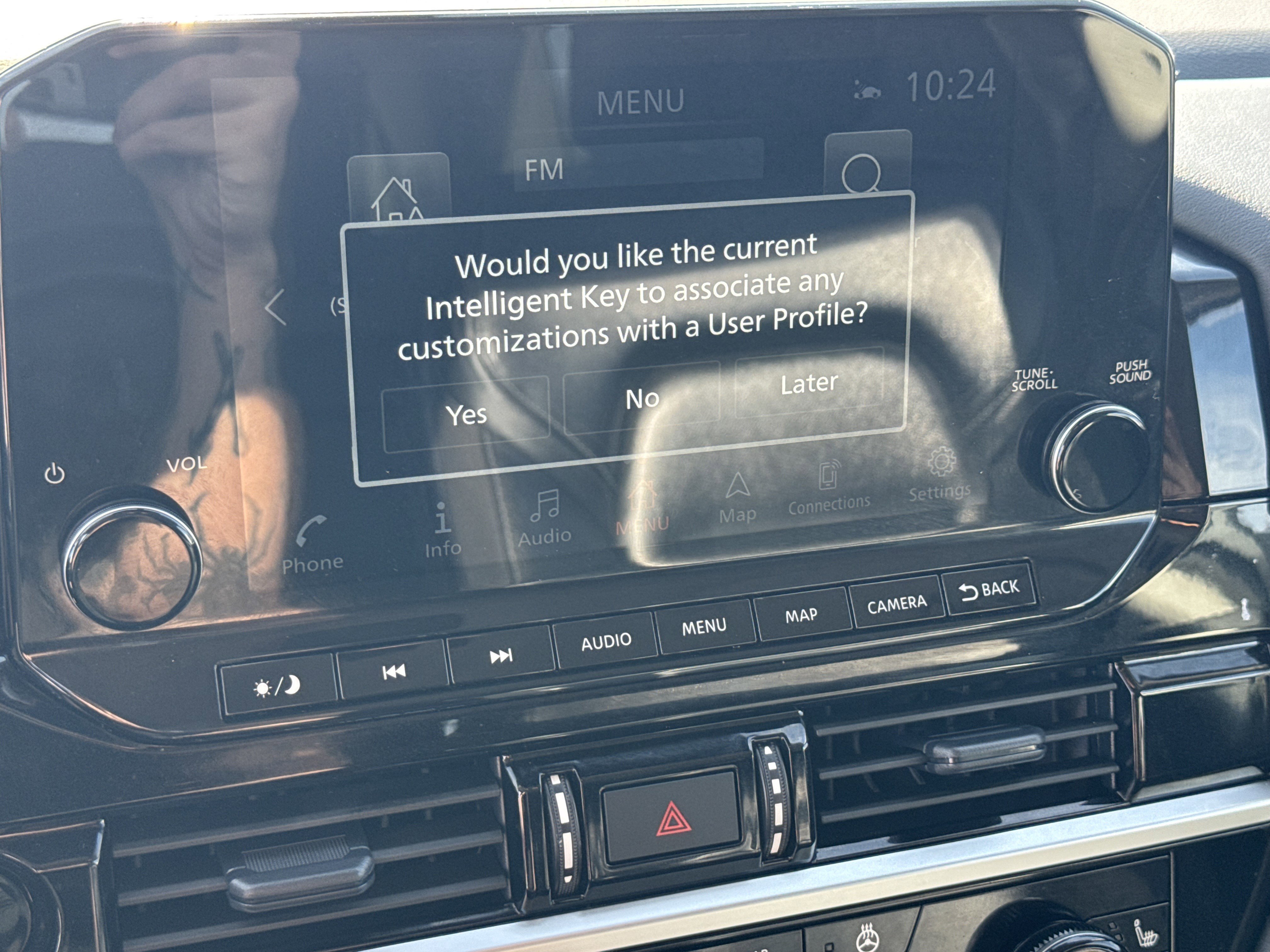 Used 2025 Nissan Pathfinder SL image 17