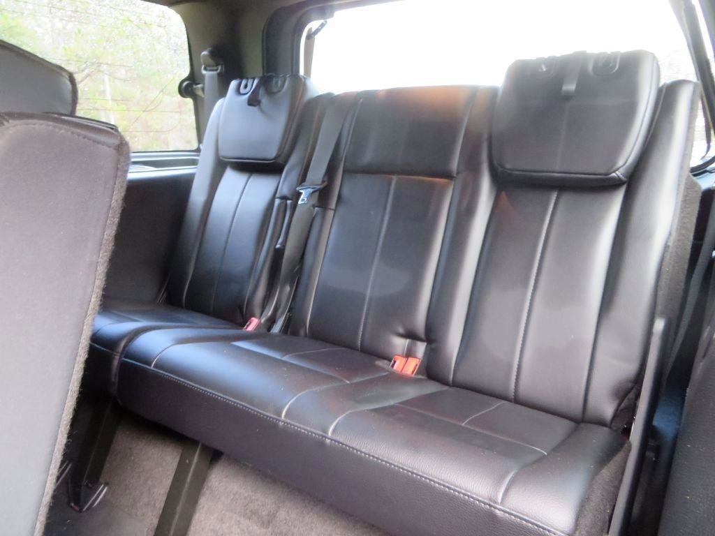 Used 2015 Ford Expedition XLT w/ Equipment Group 201A RWD image 26