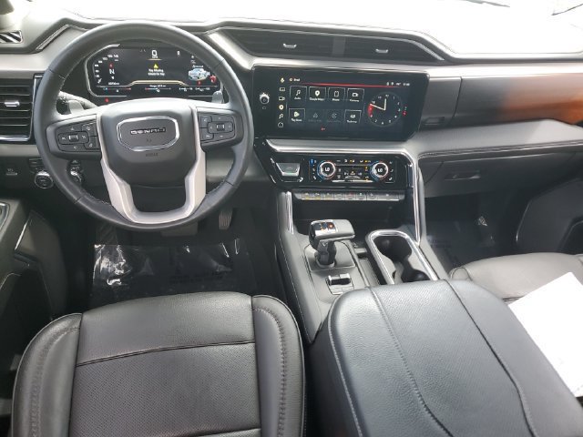 Used 2023 GMC Sierra 1500 Denali w/ Technology Package AWD/4WD image 17
