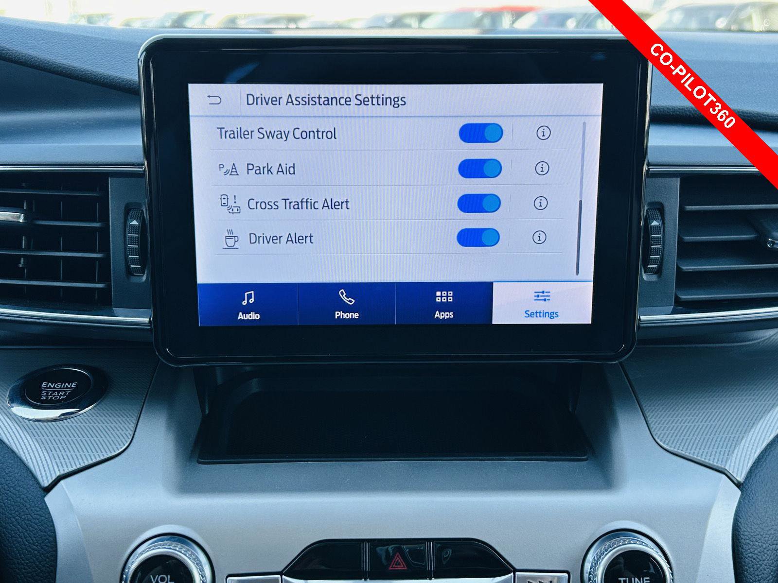 Used 2022 Ford Explorer XLT w/ Equipment Group 202A AWD/4WD image 7