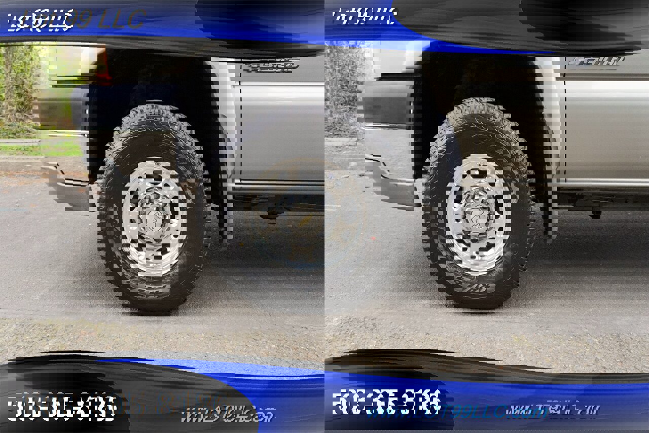 Used 2003 Chevrolet Silverado 2500 LT w/ Skid Plate Package image 3