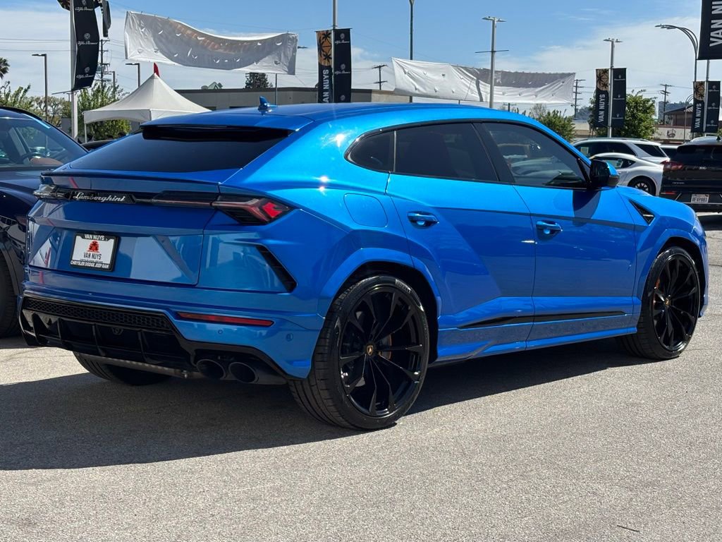 Used 2022 Lamborghini Urus image 4