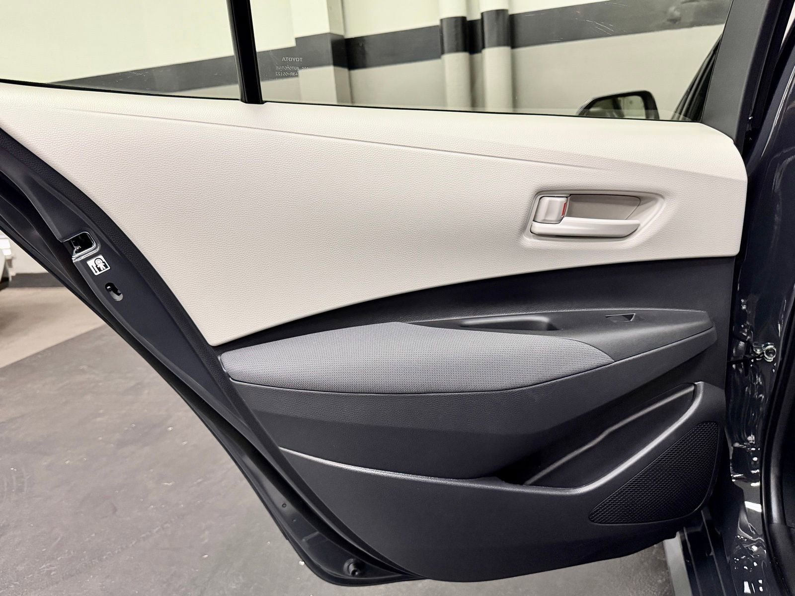 Used 2026 Toyota Corolla LE image 36