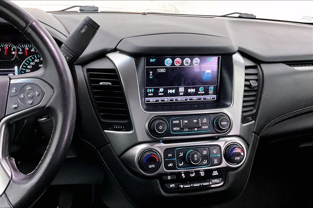 Used 2018 Chevrolet Suburban LS image 9