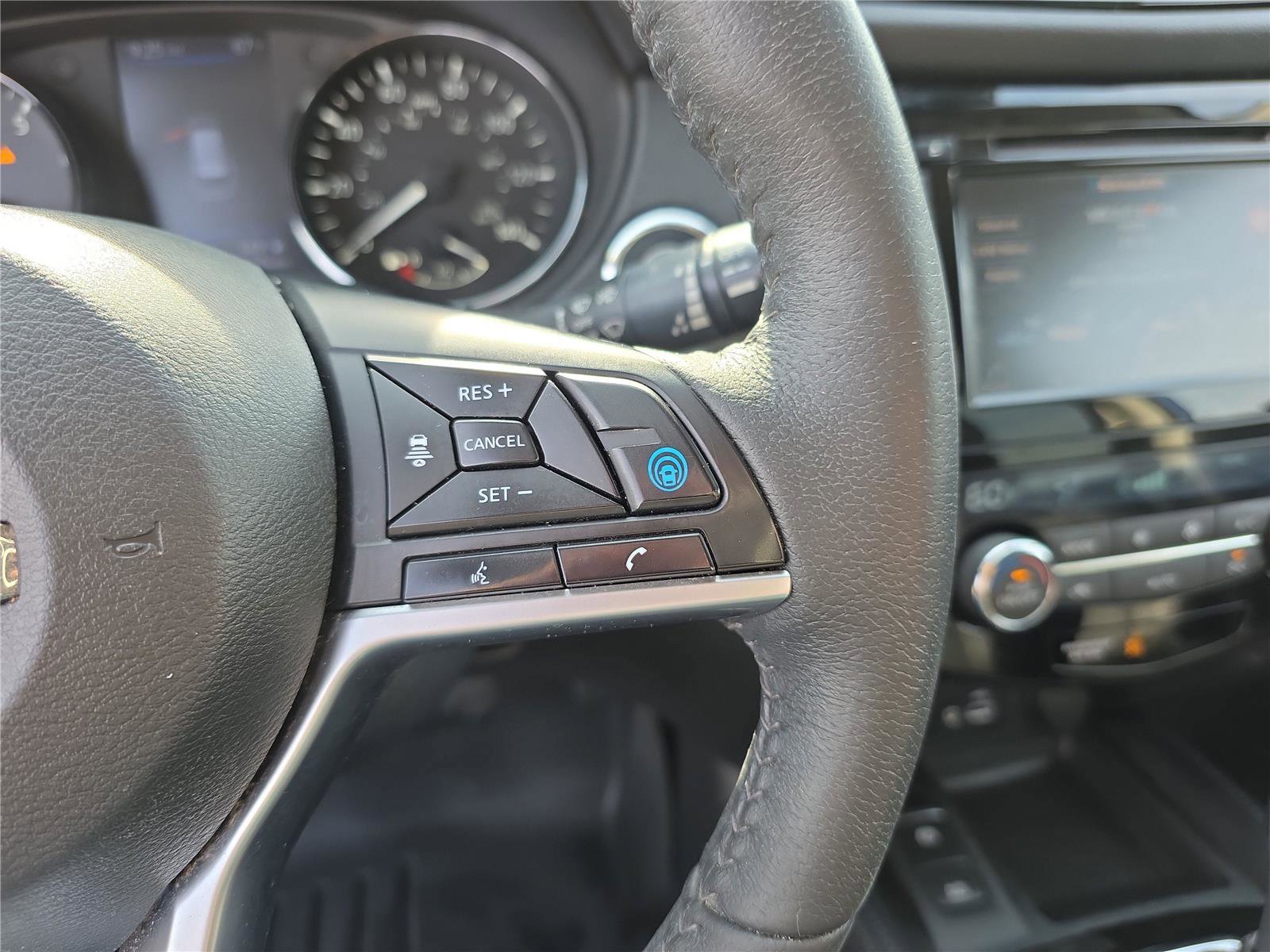 Used 2020 Nissan Rogue SL AWD/4WD image 23