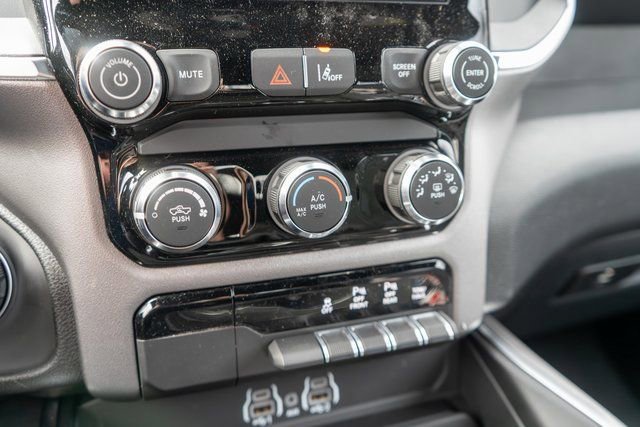 New 2026 RAM 1500 Express image 18