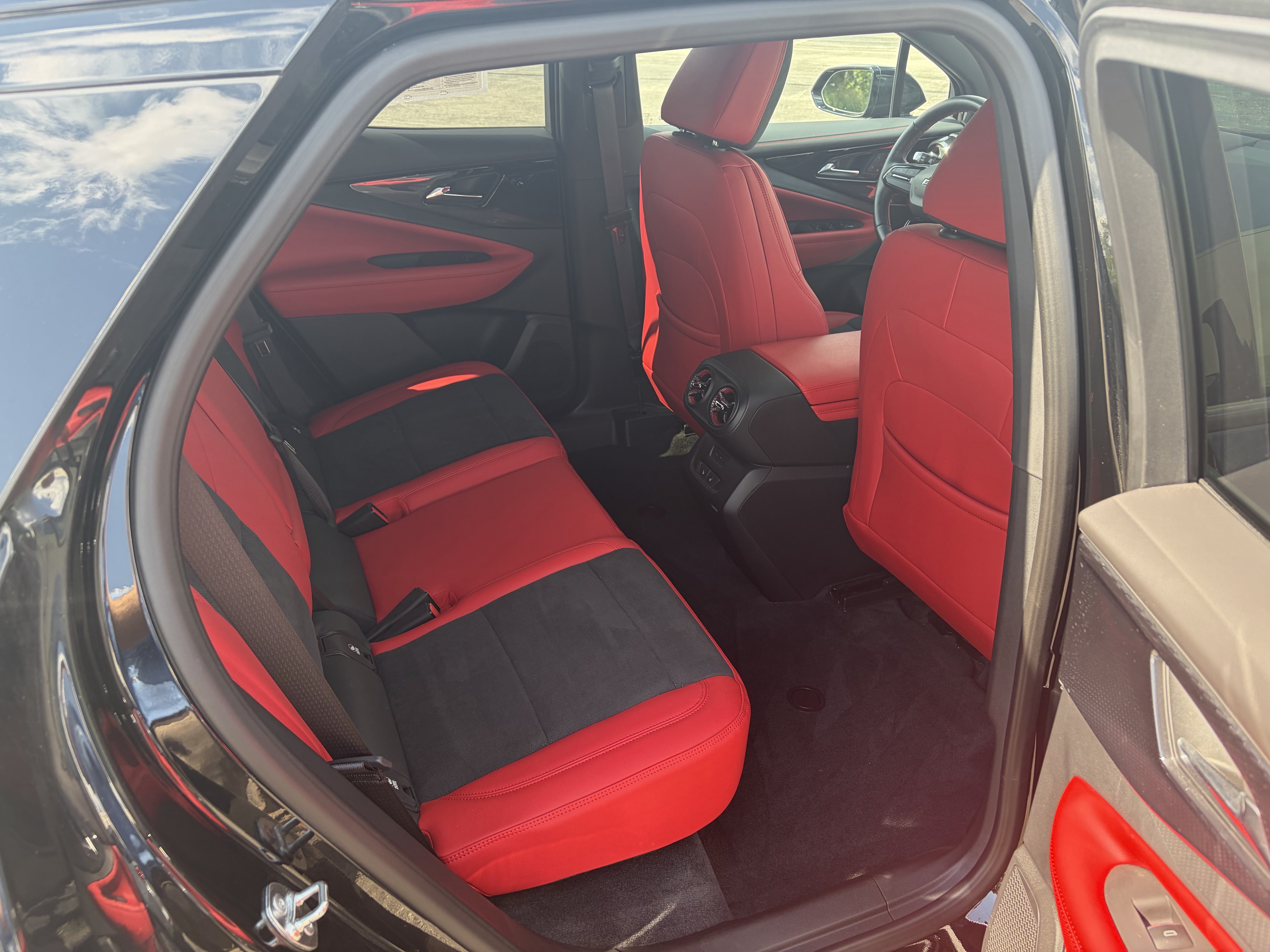Used 2024 Chevrolet Blazer EV RS AWD/4WD image 7