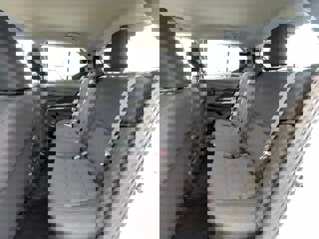 New 2025 Nissan Kicks Play S image 12