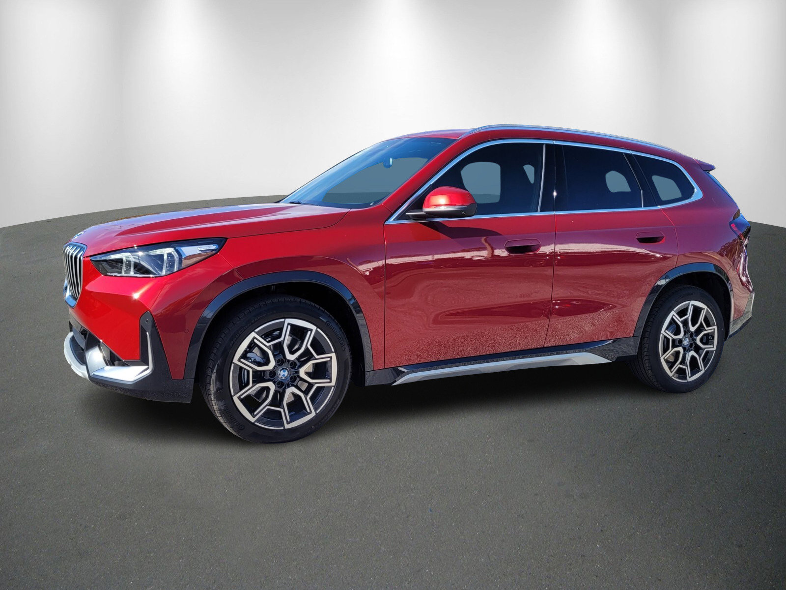 Used 2026 BMW X1 xDrive28i w/ Technology Package image 3