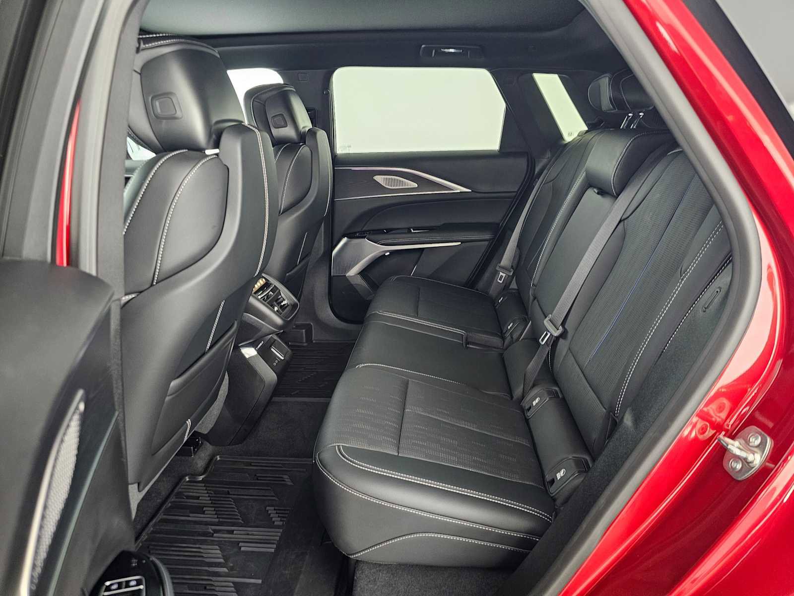 Used 2025 Cadillac Lyriq Luxury w/ LPO, Red Accent Package image 16