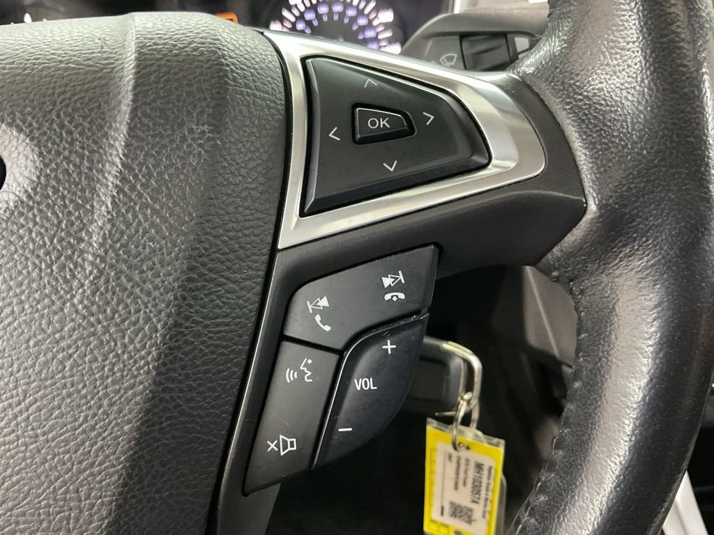 Used 2015 Ford Fusion SE w/ Equipment Group 201A FWD image 10