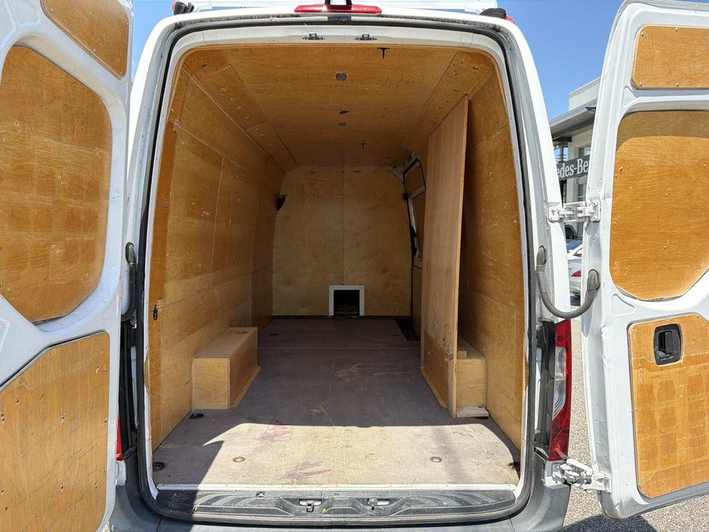 Used 2020 Mercedes-Benz Sprinter 2500 image 8