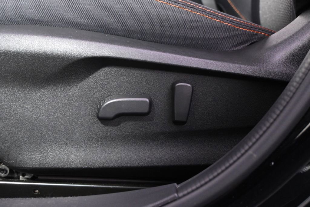 Used 2021 Subaru Crosstrek 2.0i Premium w/ Moonroof Package image 14