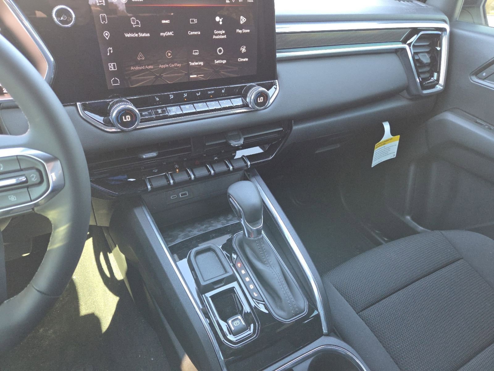 New 2026 GMC Canyon Elevation w/ Convenience Package image 29