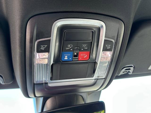 Used 2024 RAM 1500 Laramie image 25