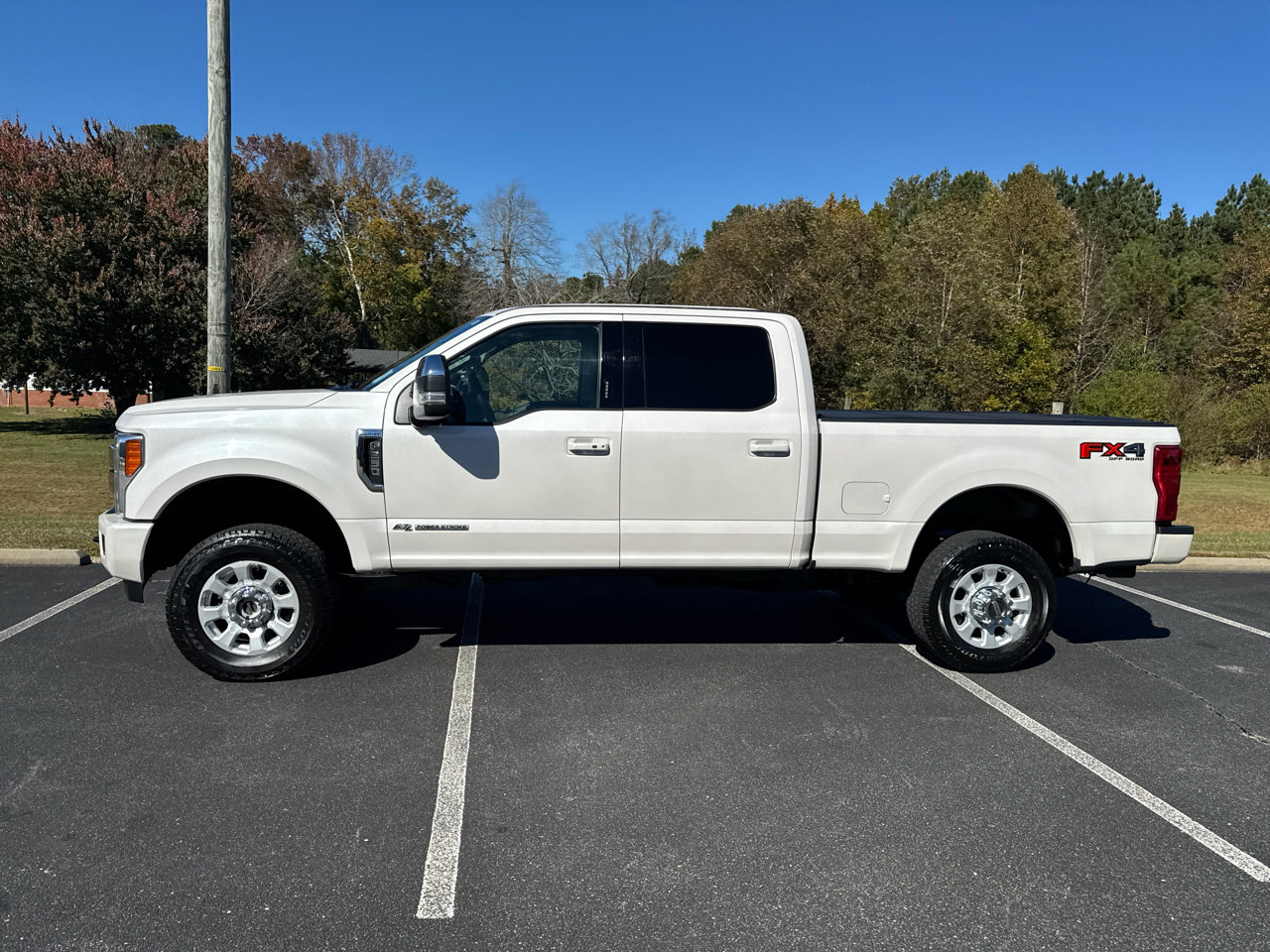 Used 2019 Ford F250 Lariat w/ Lariat Ultimate Package image 10