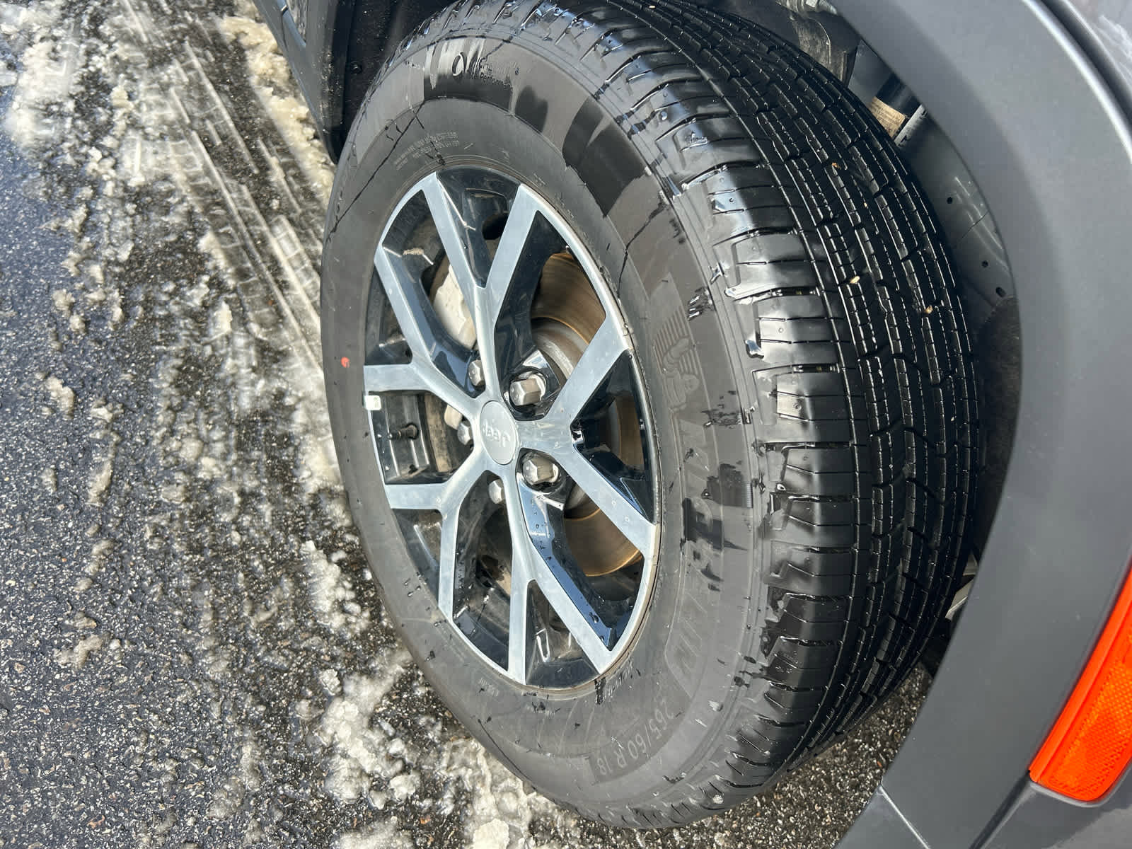 Used 2025 Jeep Grand Cherokee Limited w/ Trailer Tow Package image 13