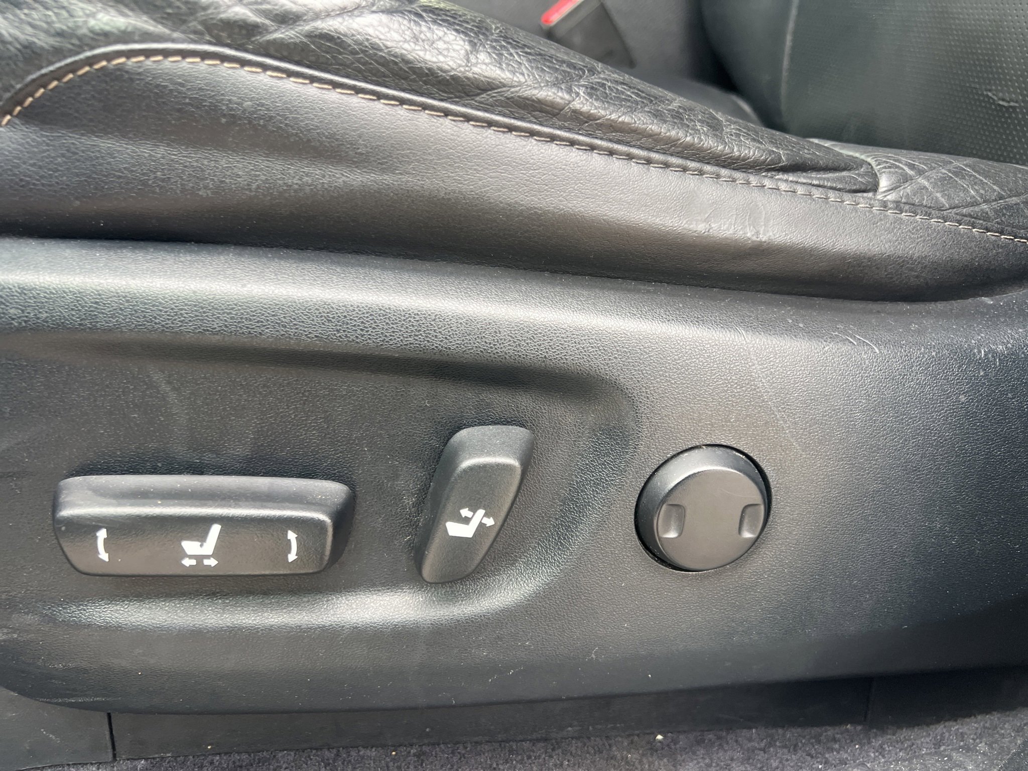 Used 2018 Lexus GX 460 Premium w/ Premium Package image 22