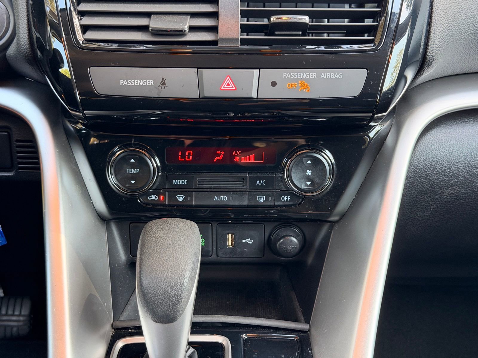 Used 2022 Mitsubishi Eclipse Cross ES AWD/4WD image 23