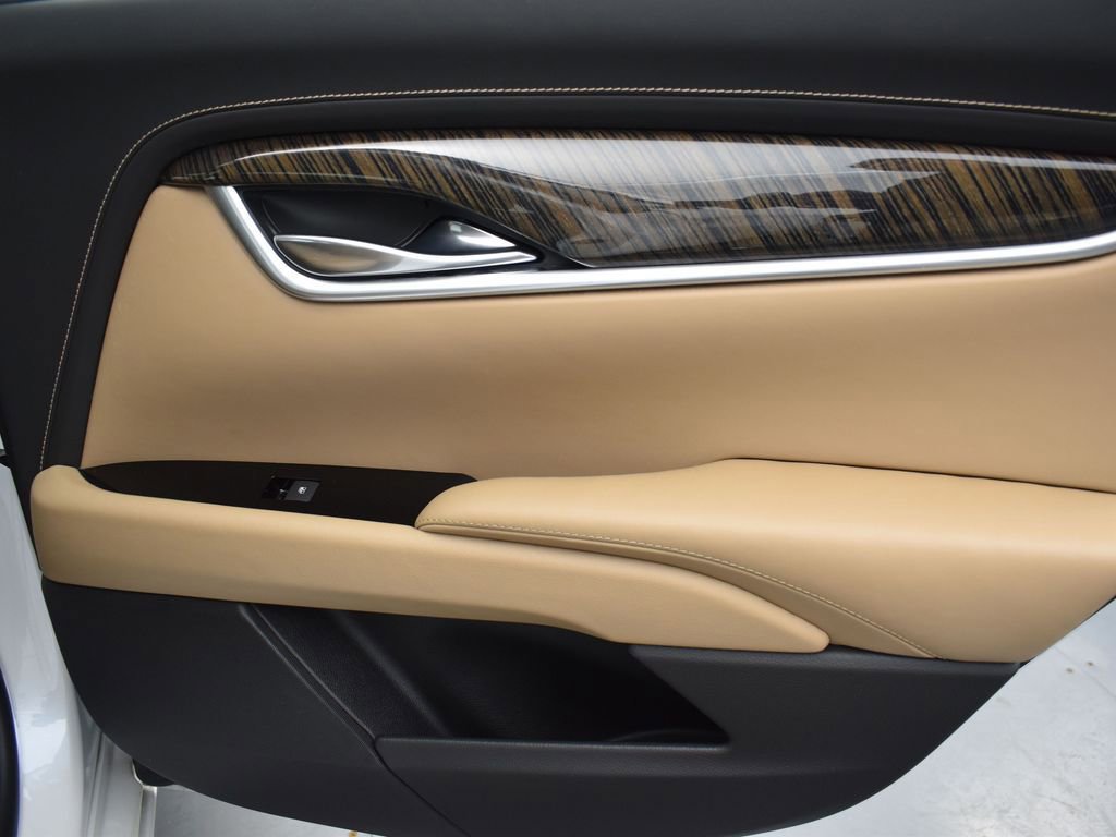 Used 2019 Cadillac XTS Vsport Platinum image 26