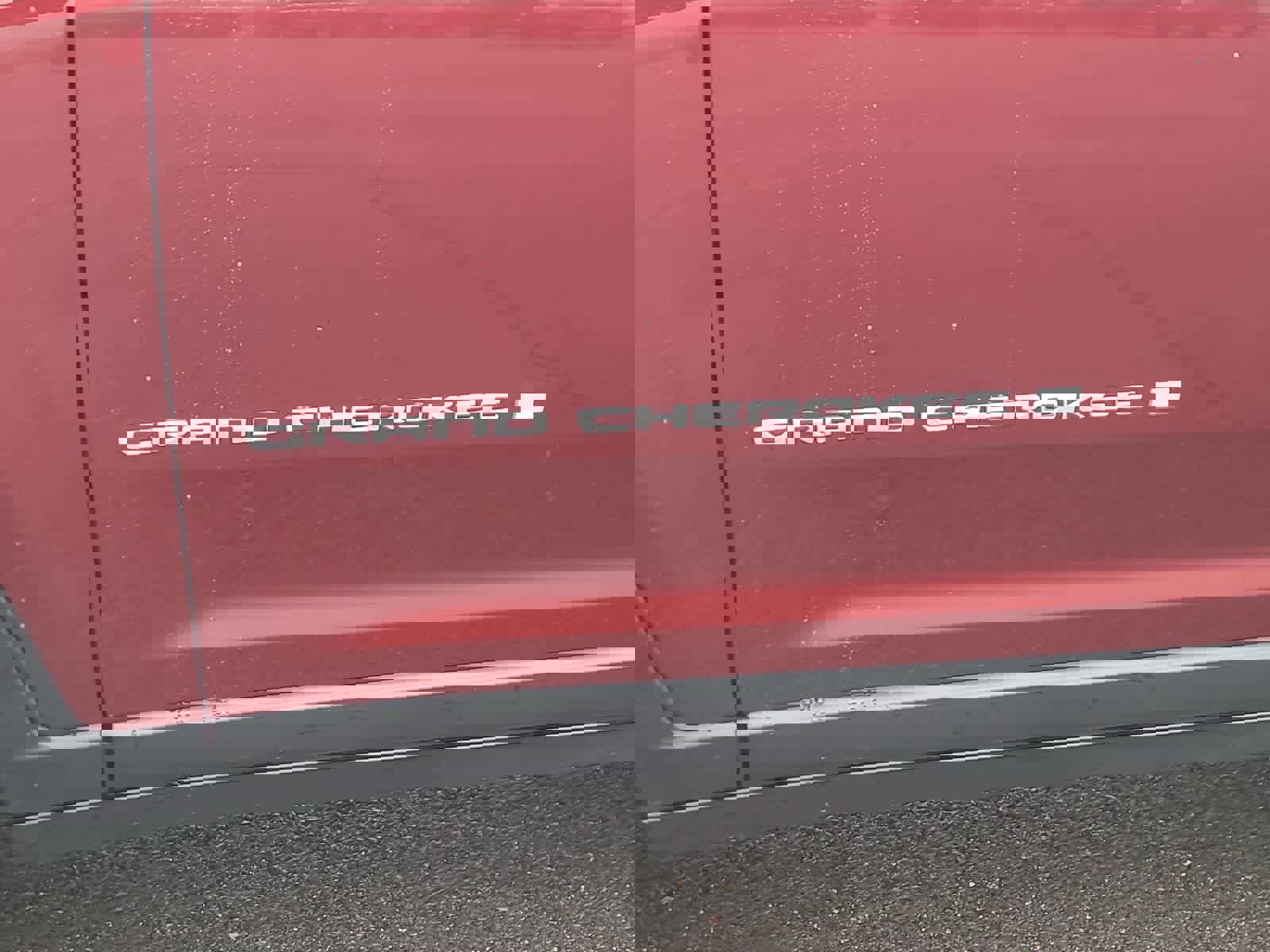 Used 2024 Jeep Grand Cherokee L Laredo w/ Luxury Tech Group I image 15