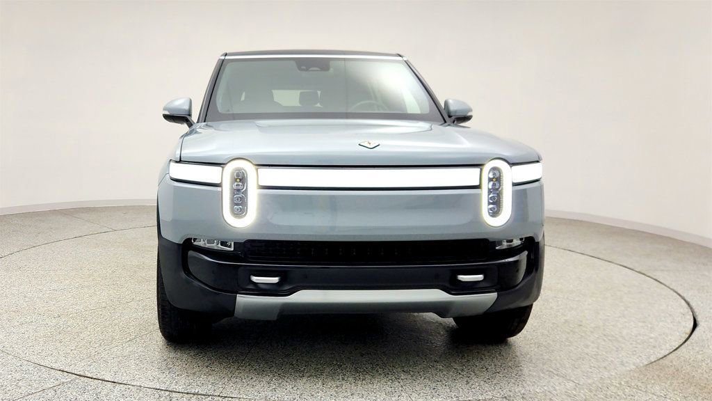 Used 2024 Rivian R1S Adventure image 2