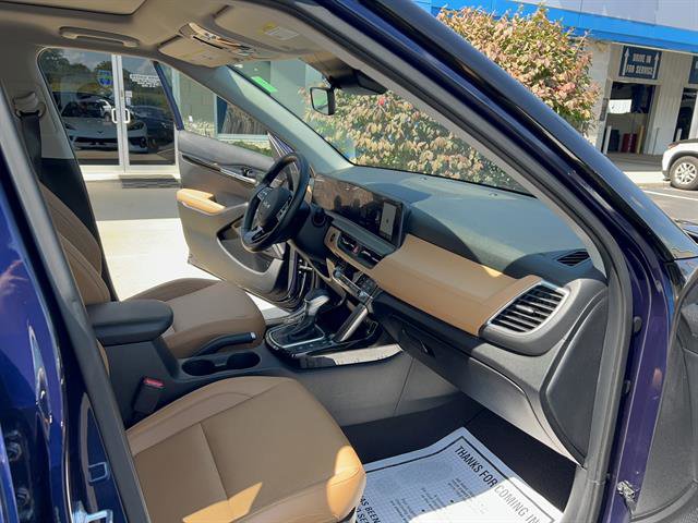 Used 2024 Kia Seltos EX image 17