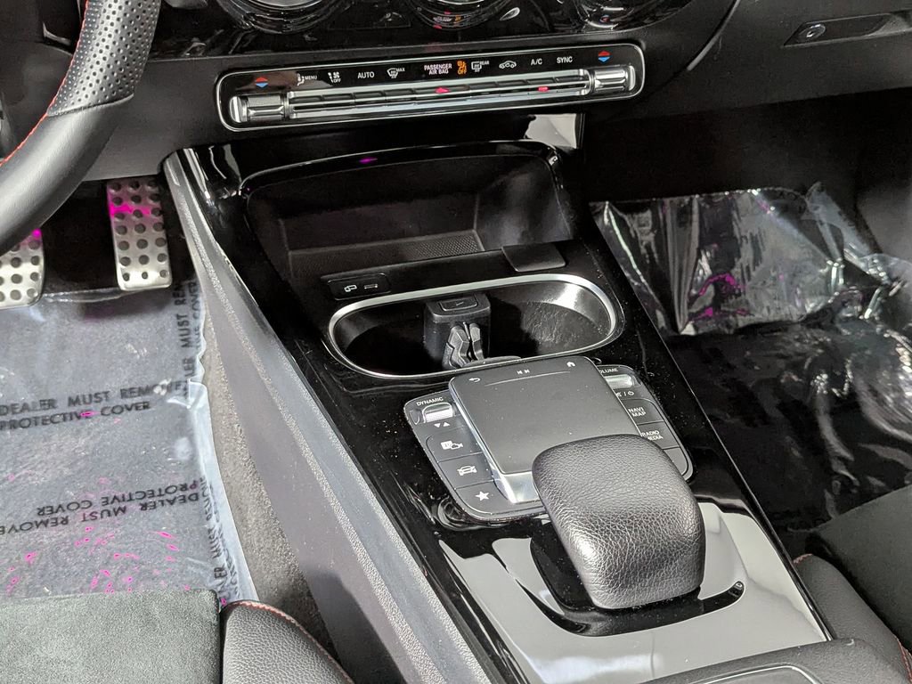 Used 2023 Mercedes-Benz CLA 250 4MATIC image 24