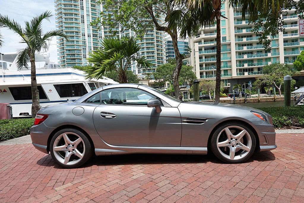 Used 2013 Mercedes-Benz SLK 250 image 15