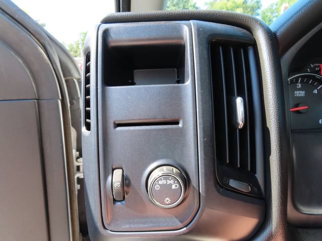 Used 2018 Chevrolet Silverado 1500 W/T RWD image 25