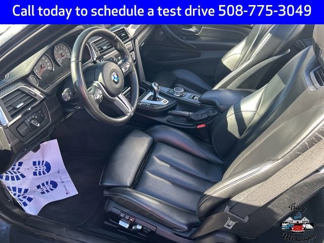 Used 2018 BMW M4 Convertible image 7