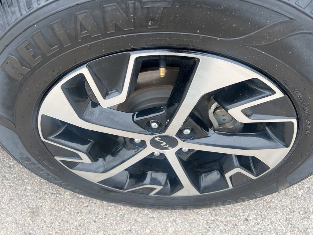 Used 2023 Kia Sportage EX image 41