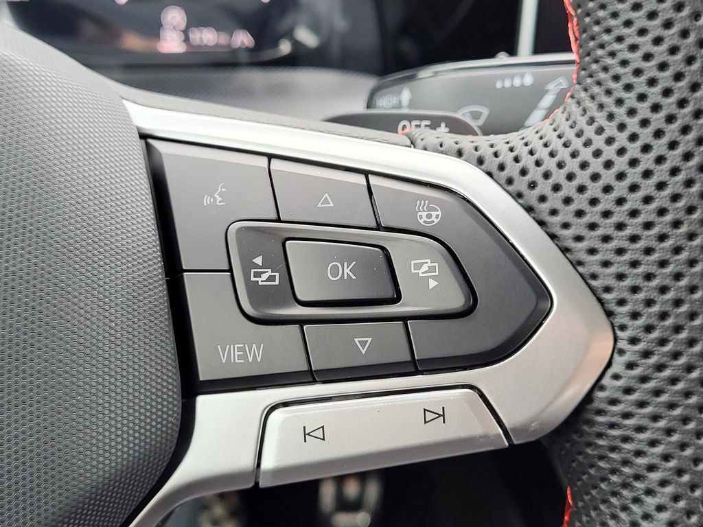 New 2026 Volkswagen GTI SE FWD image 13