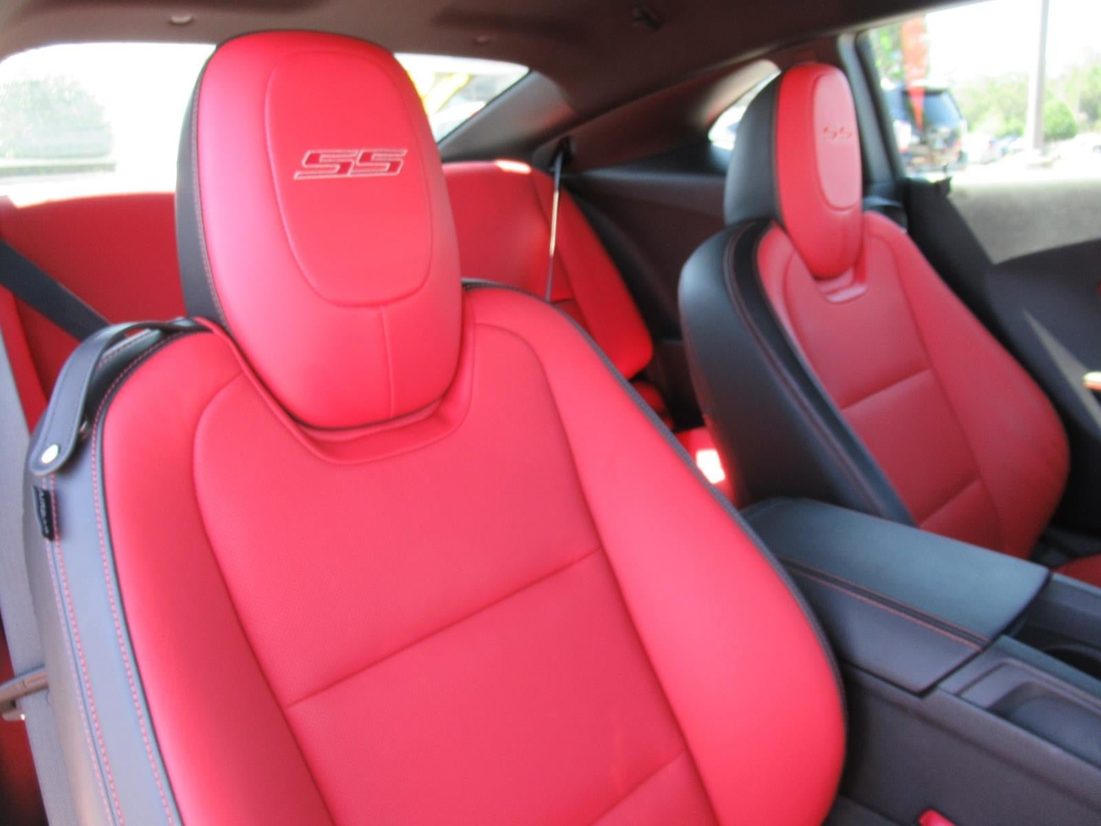 Used 2010 Chevrolet Camaro SS w/ RS Package RWD image 15