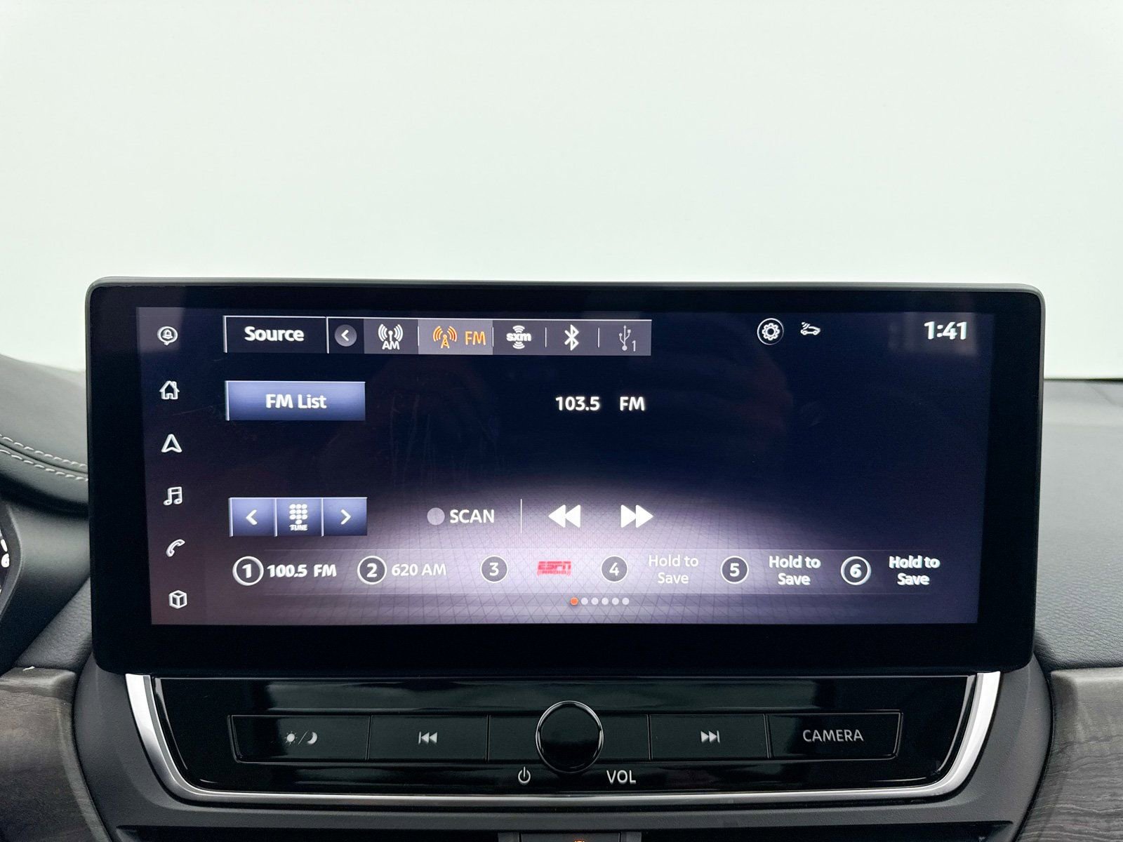 Used 2024 Nissan Altima 2.5 SV w/ SV Premium Package image 21