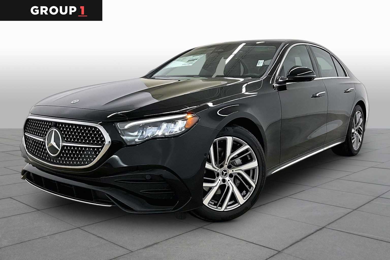 New 2026 Mercedes-Benz E 350 4MATIC Sedan image 1